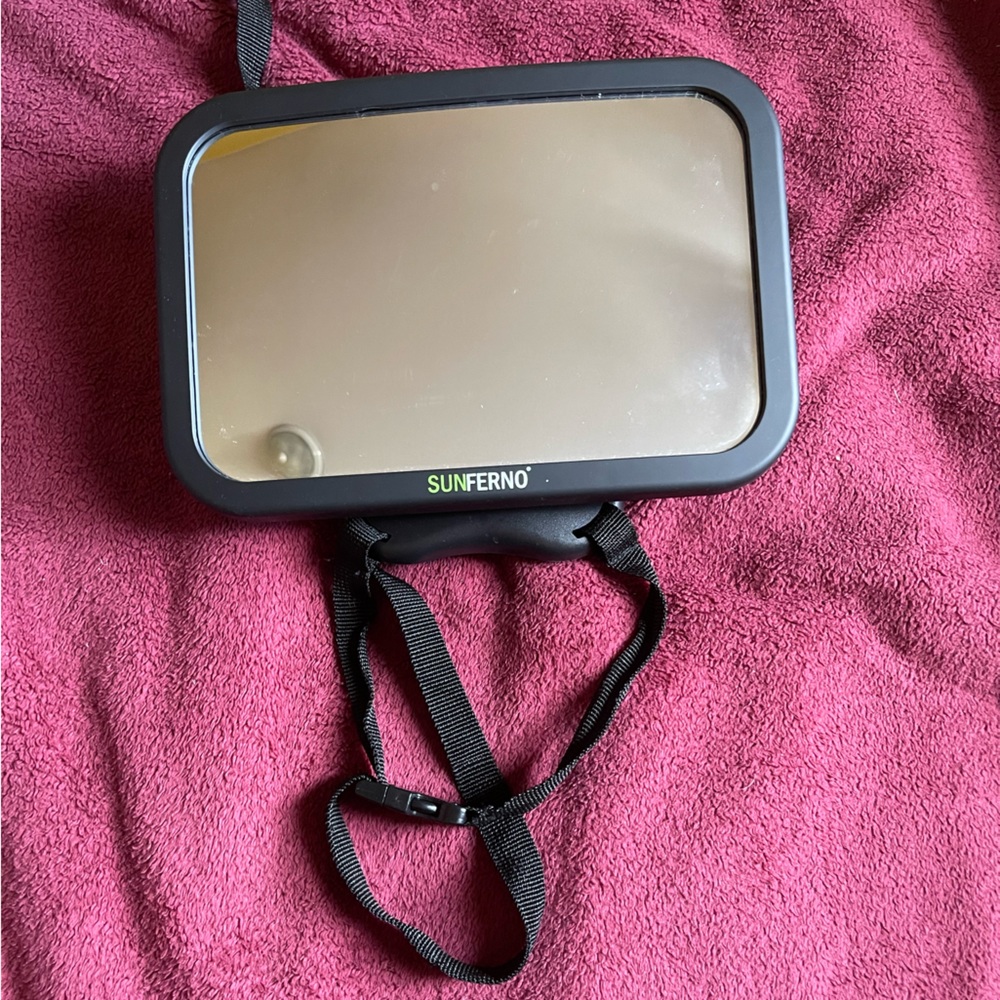 Baby carseat mirror